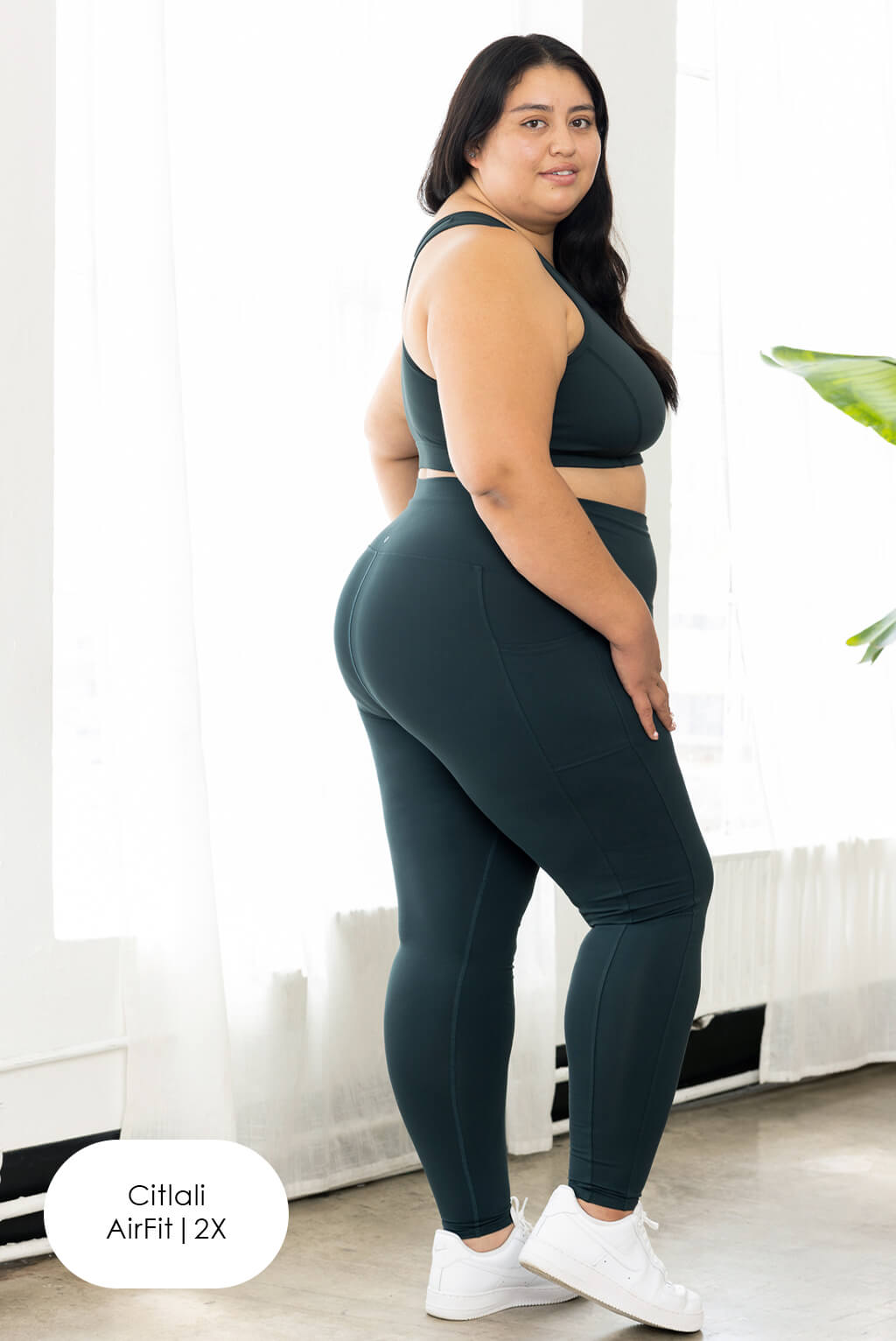 Plus Size Leggings with Pockets in Evergreen_profile